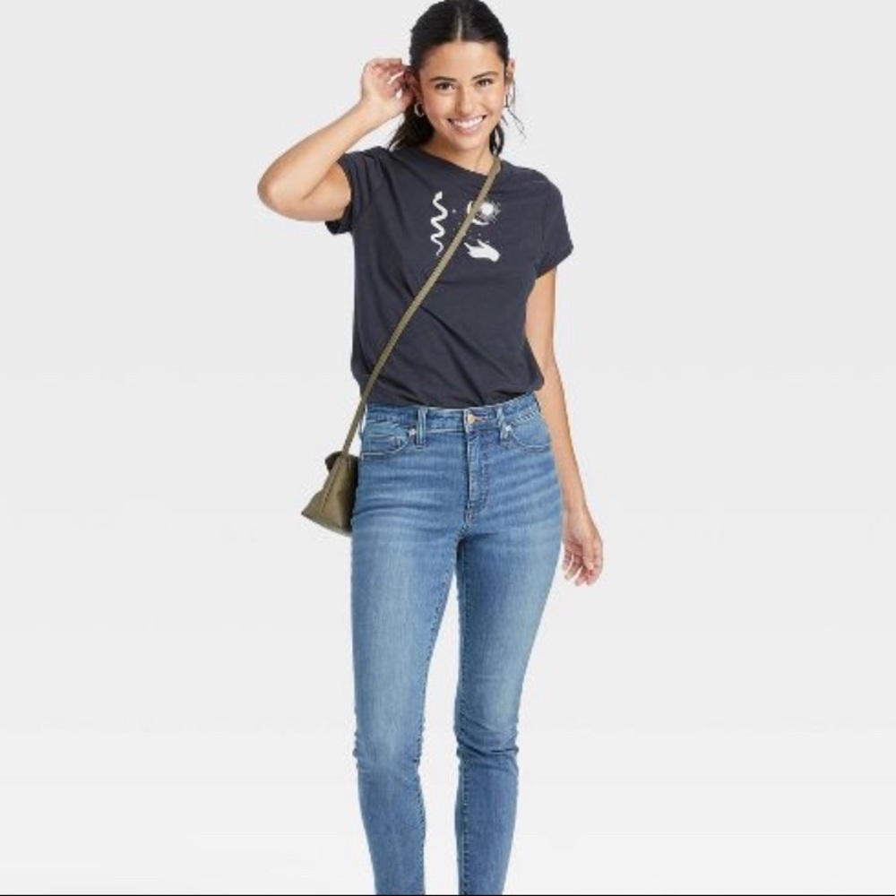 Universal Thread High Rise Skinny Jean - Picture 12 of 12